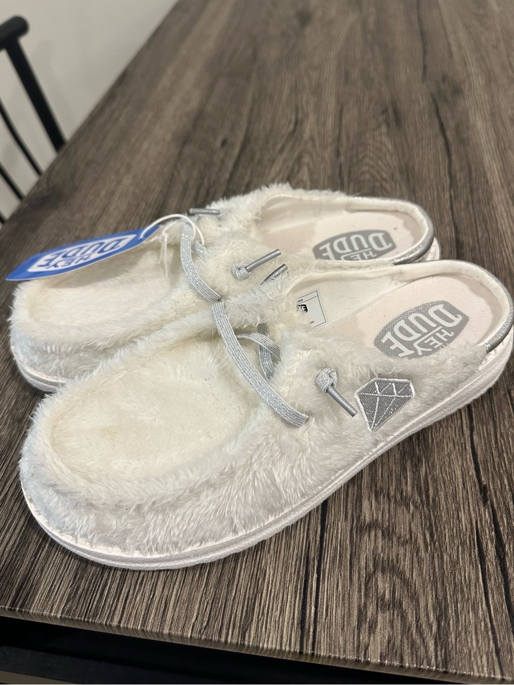 Women’s White Fuzzy Hey Dude Slip-On Shoes NWT